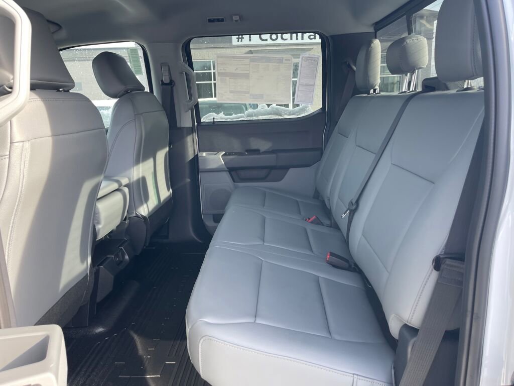 New 2026 Ford F250 XL w/ XL Off-Road Package image 12