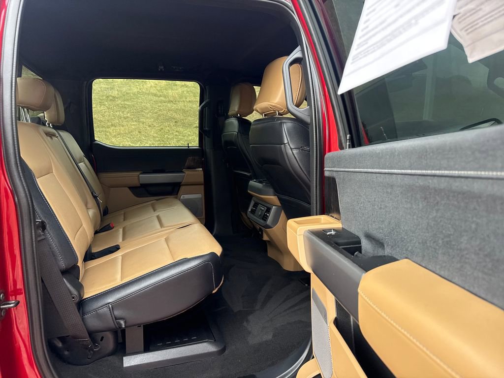 Certified 2026 Ford F250 Lariat w/ Black Appearance Package image 22