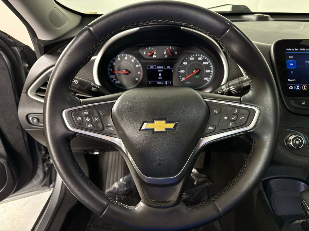 Used 2023 Chevrolet Malibu RS FWD image 21