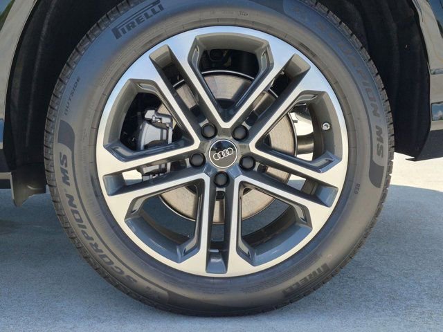 New 2026 Audi Q5 Premium AWD/4WD image 16