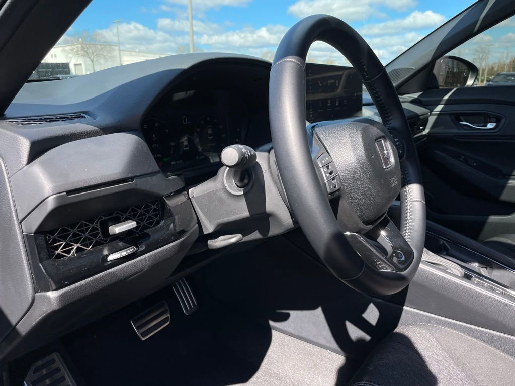 Certified 2025 Honda Accord Sport image 28