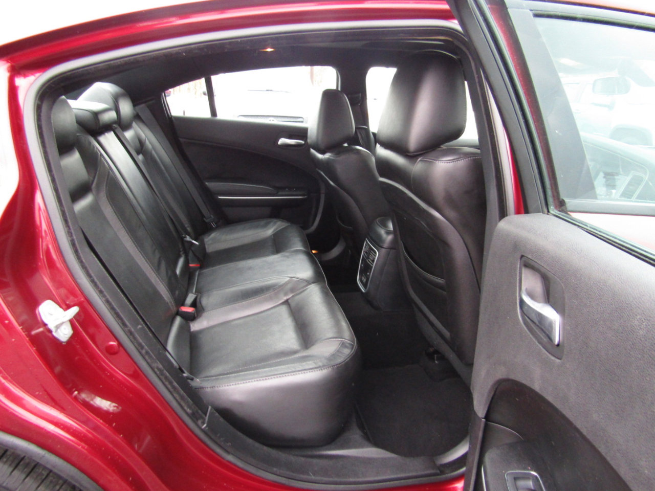 Used 2020 Dodge Charger SXT w/ Leather Interior Group image 25