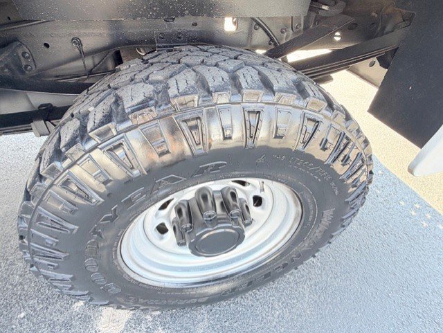 Used 2001 Ford F350 XL image 10