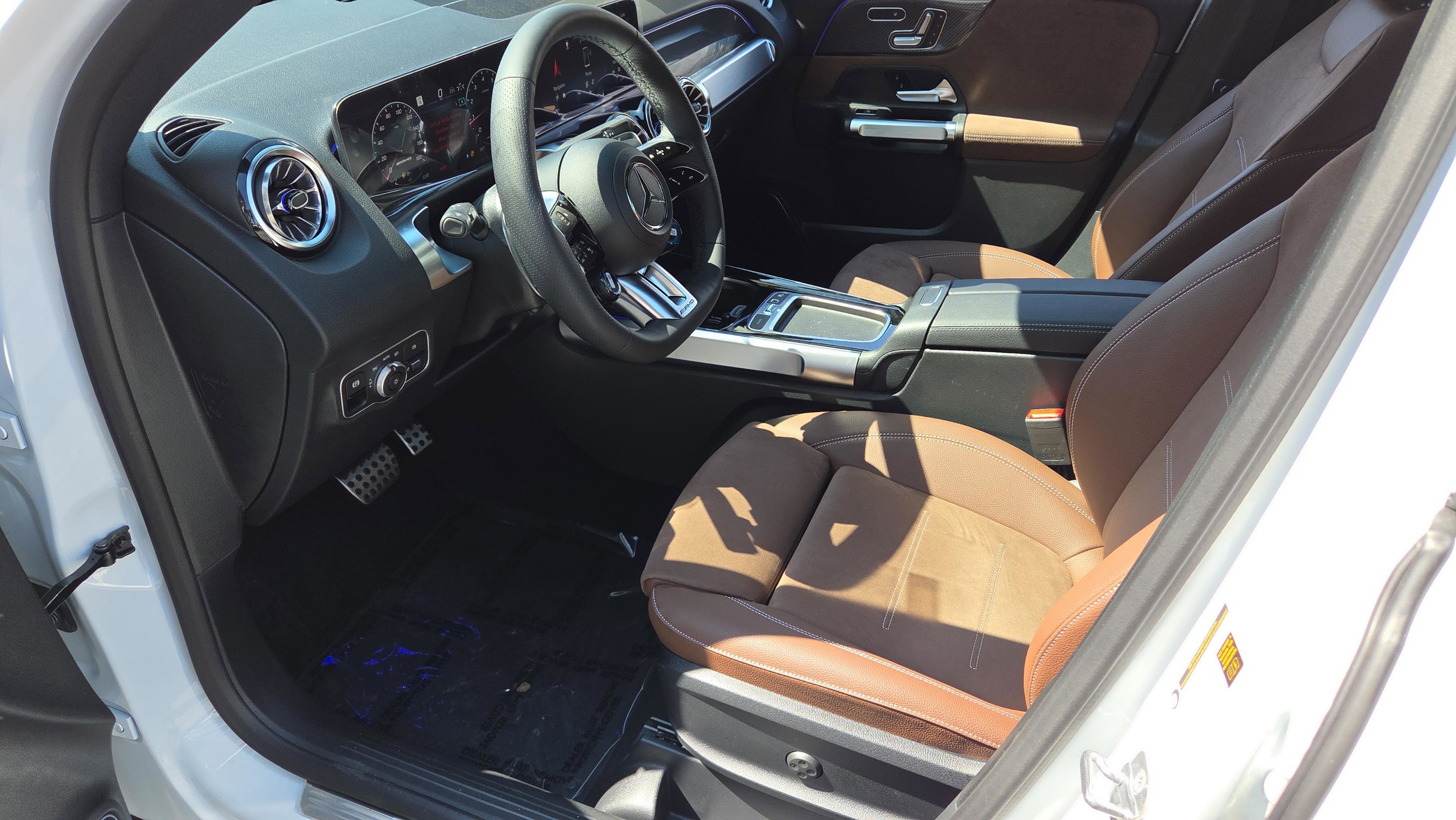 New 2026 Mercedes-Benz GLB 35 AMG 4MATIC image 38
