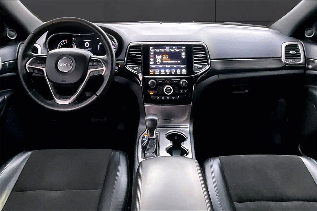 Used 2020 Jeep Grand Cherokee Altitude image 14