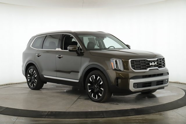Used 2024 Kia Telluride SX X-Line image 2