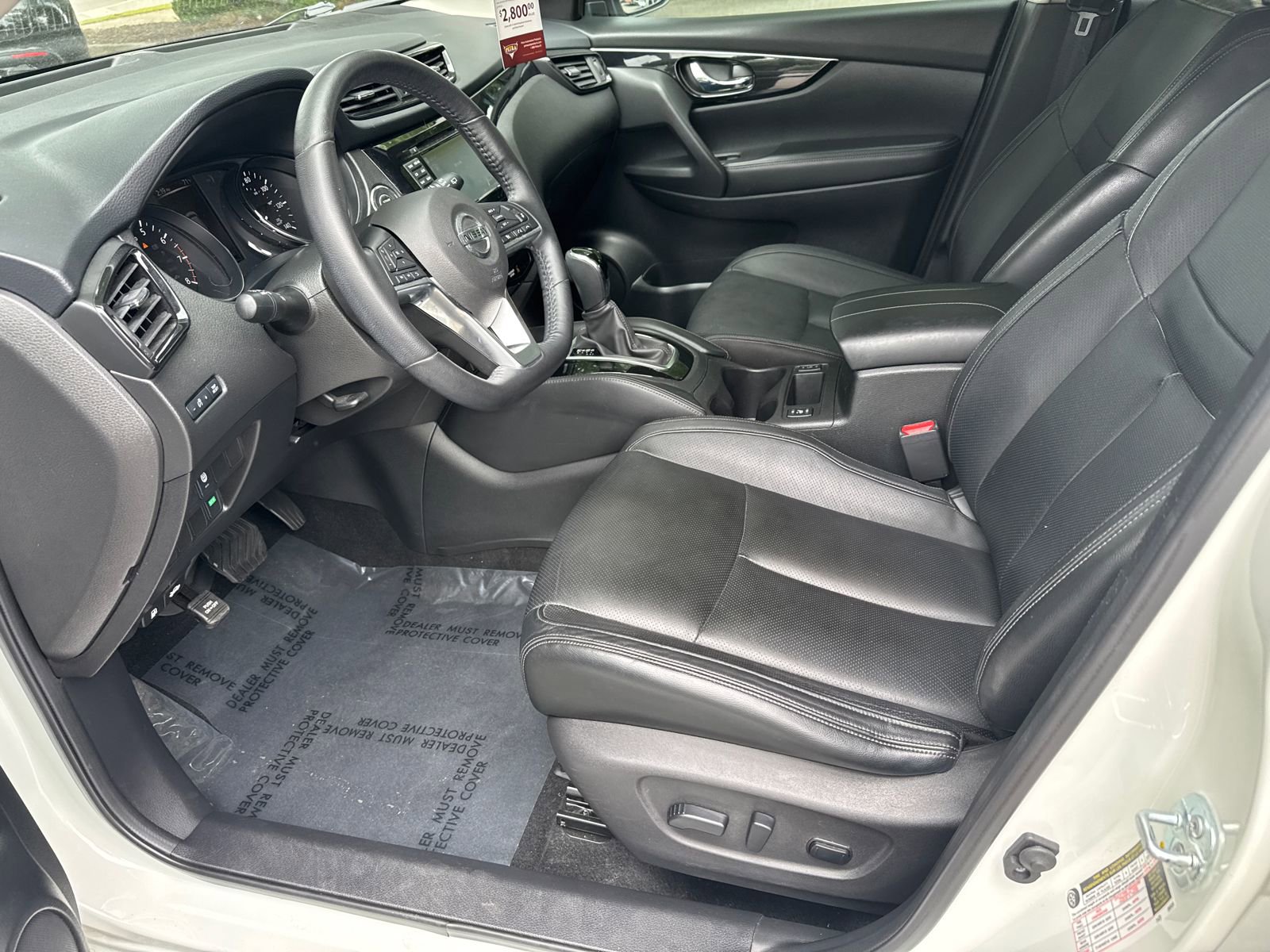 Used 2017 Nissan Rogue Sport SL w/ SL Premium Package FWD image 9