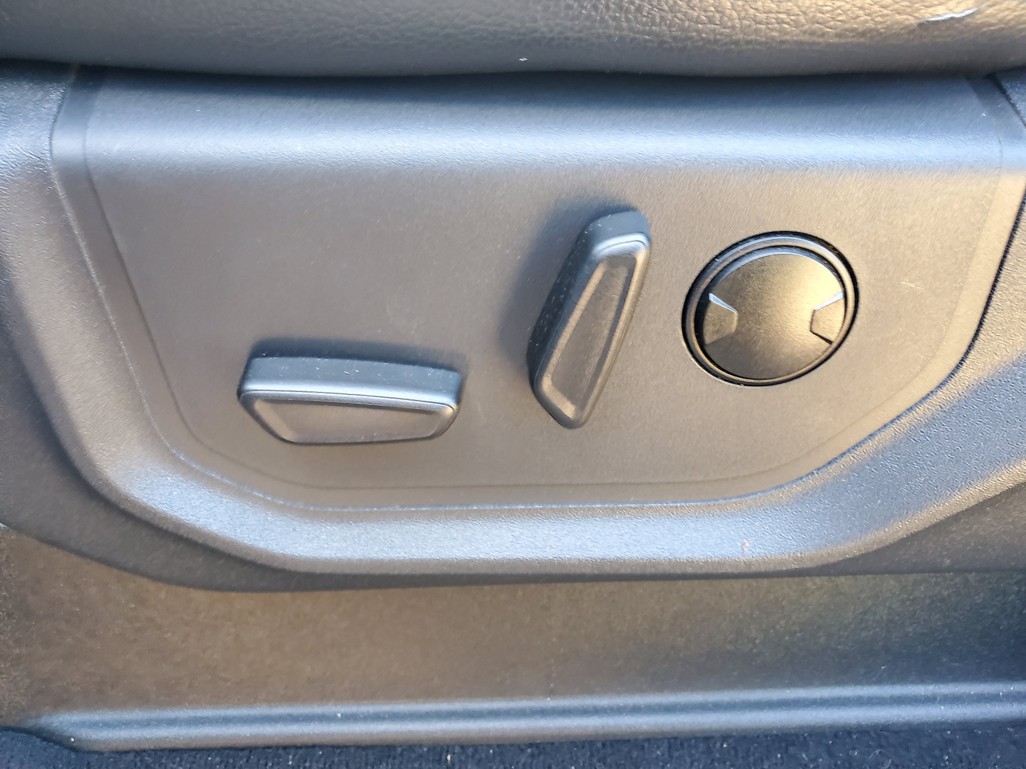 Used 2022 Ford F250 Lariat w/ Lariat Ultimate Package image 22