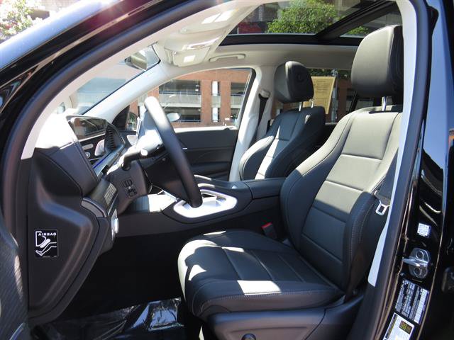 Used 2026 Mercedes-Benz GLS 450 4MATIC image 18