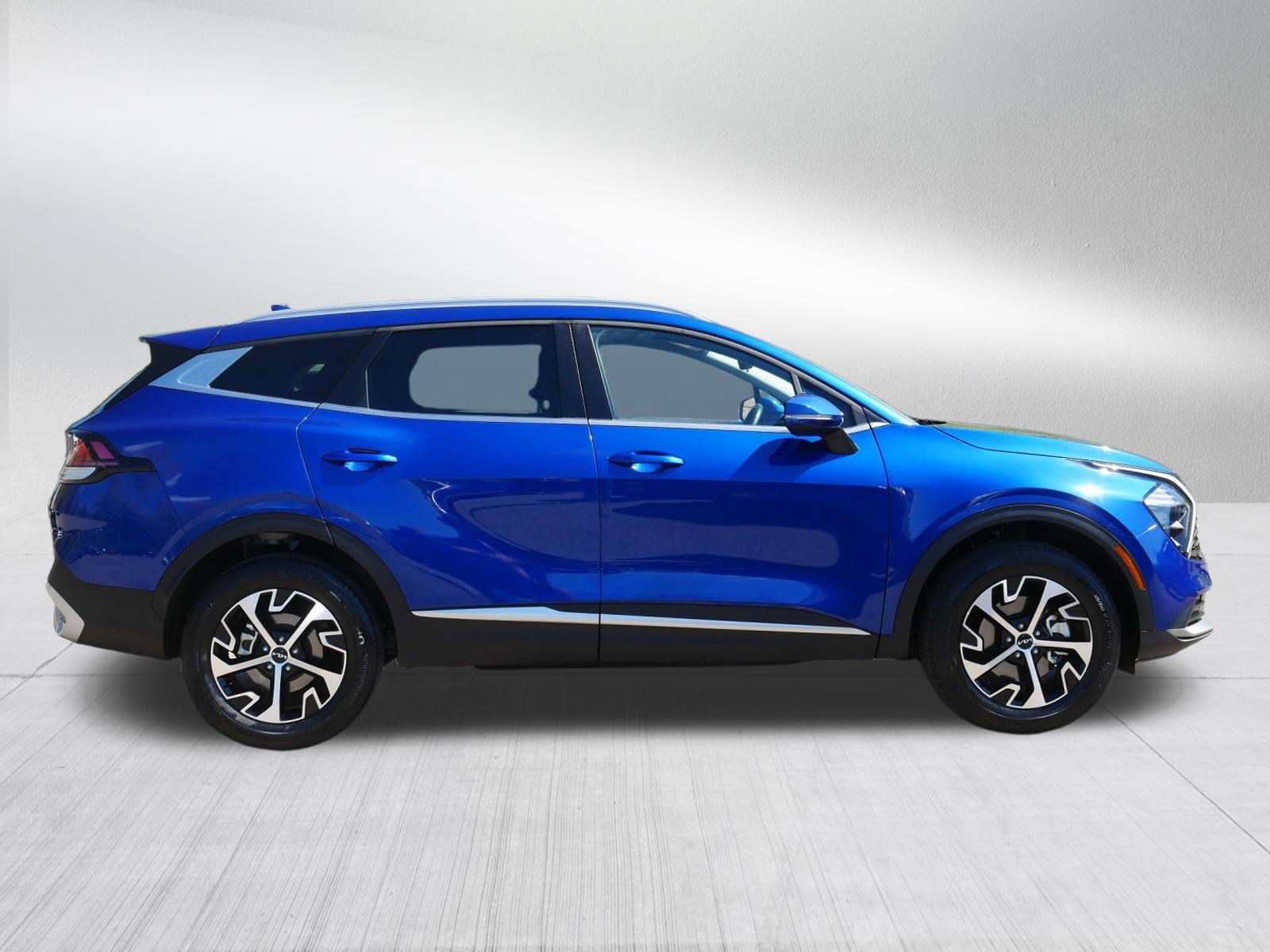 Certified 2023 Kia Sportage EX AWD/4WD image 8