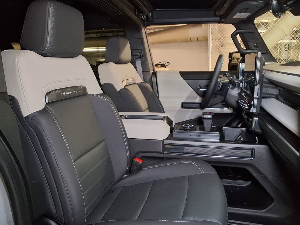 Used 2026 GMC Hummer EV SUV AWD/4WD image 25