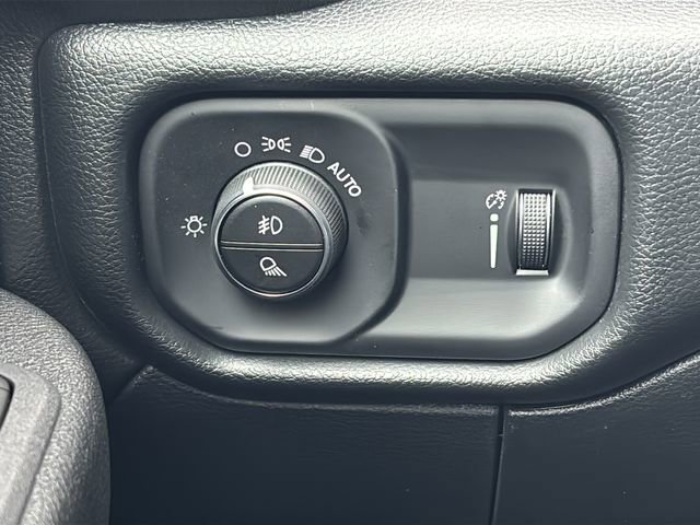 New 2026 RAM 2500 Warlock AWD/4WD image 33