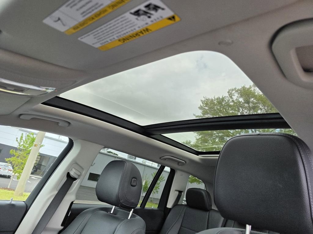 Certified 2024 Mercedes-Benz GLS 450 4MATIC image 6