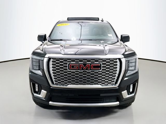 Used 2022 GMC Yukon XL Denali image 2