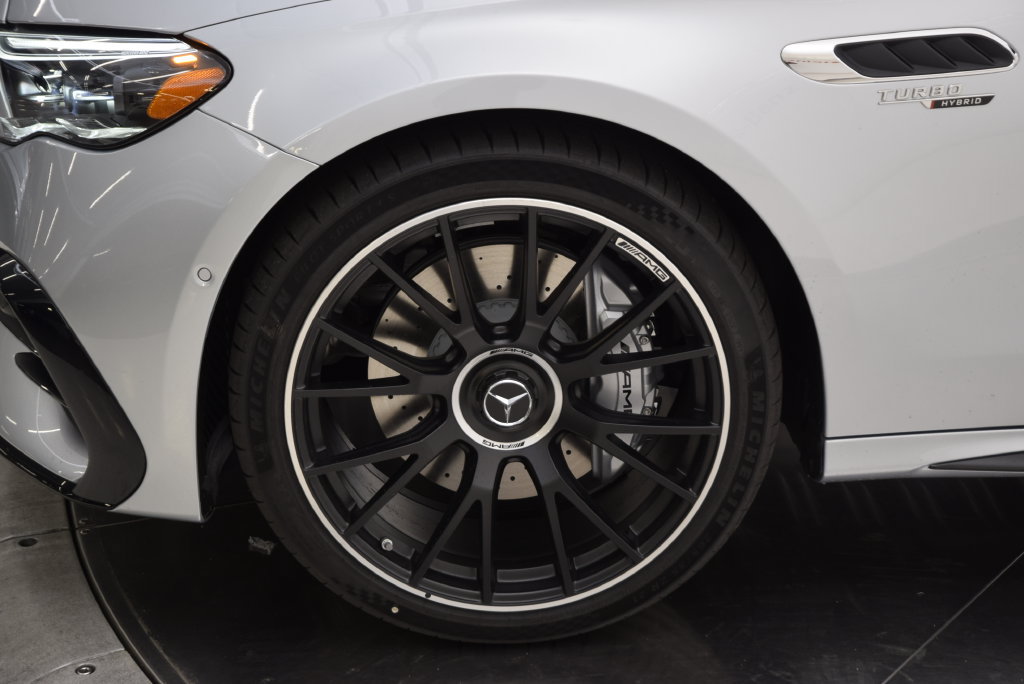 New 2026 Mercedes-Benz E 53 AMG e 4MATIC Sedan image 12