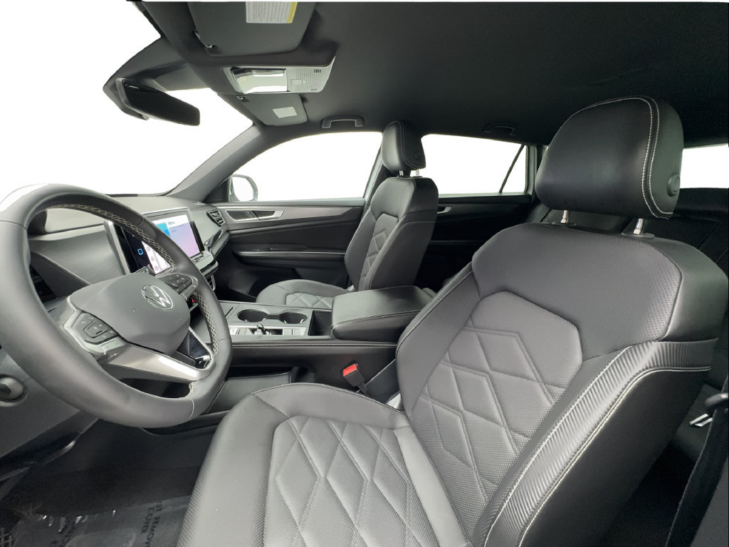 Used 2024 Volkswagen Atlas Cross Sport SE FWD image 20