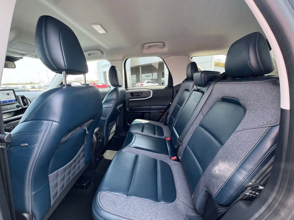 Used 2022 Ford Bronco Sport Outer Banks image 12