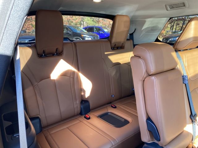 Used 2023 INFINITI QX60 Sensory w/ Cargo Package image 36