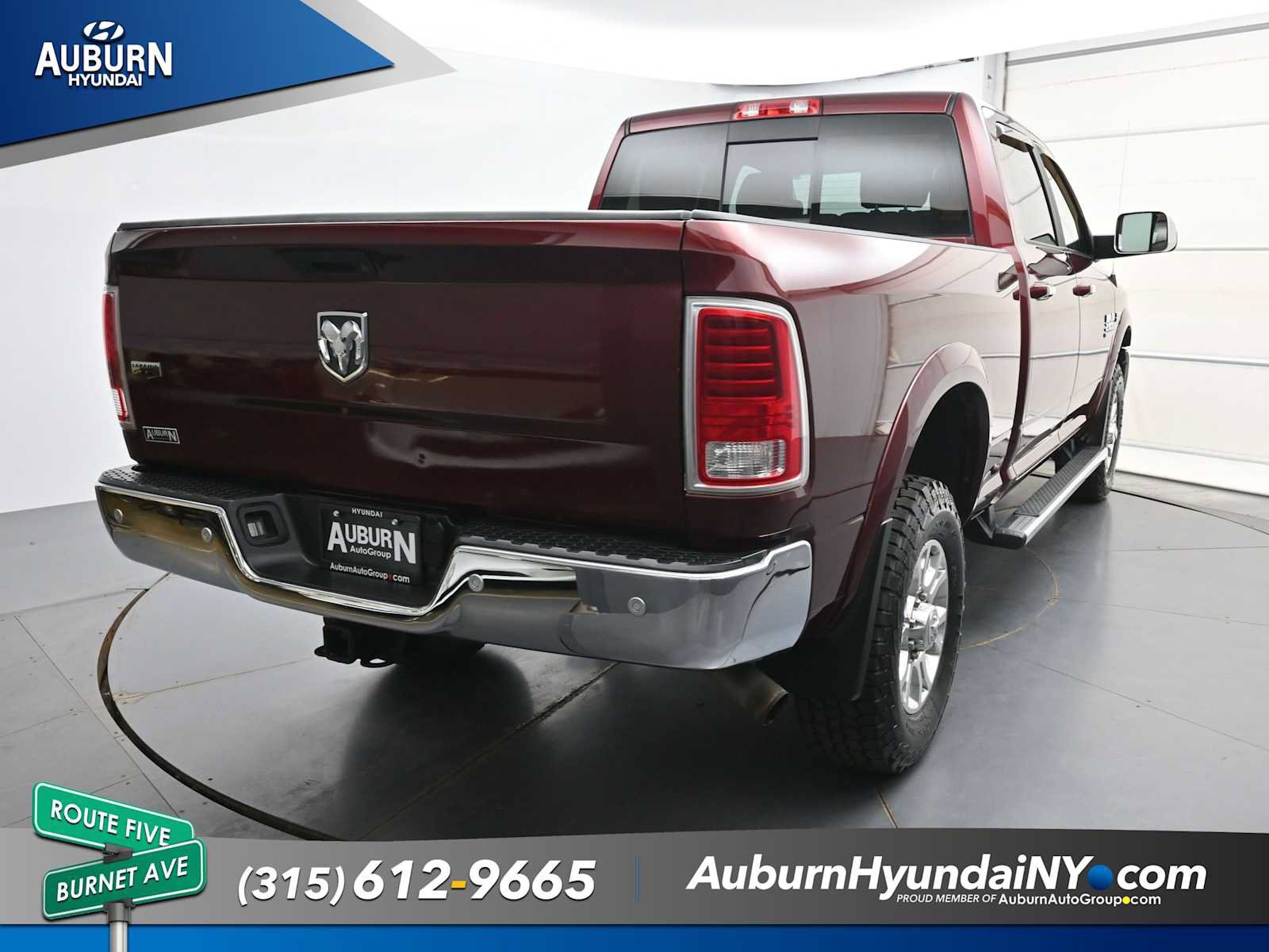 Used 2017 RAM 2500 Laramie AWD/4WD image 2