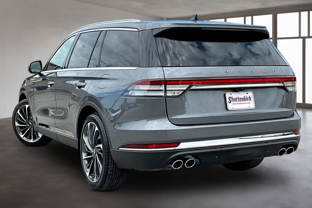 Used 2022 Lincoln Aviator Reserve w/ Equipment Group 201A image 4