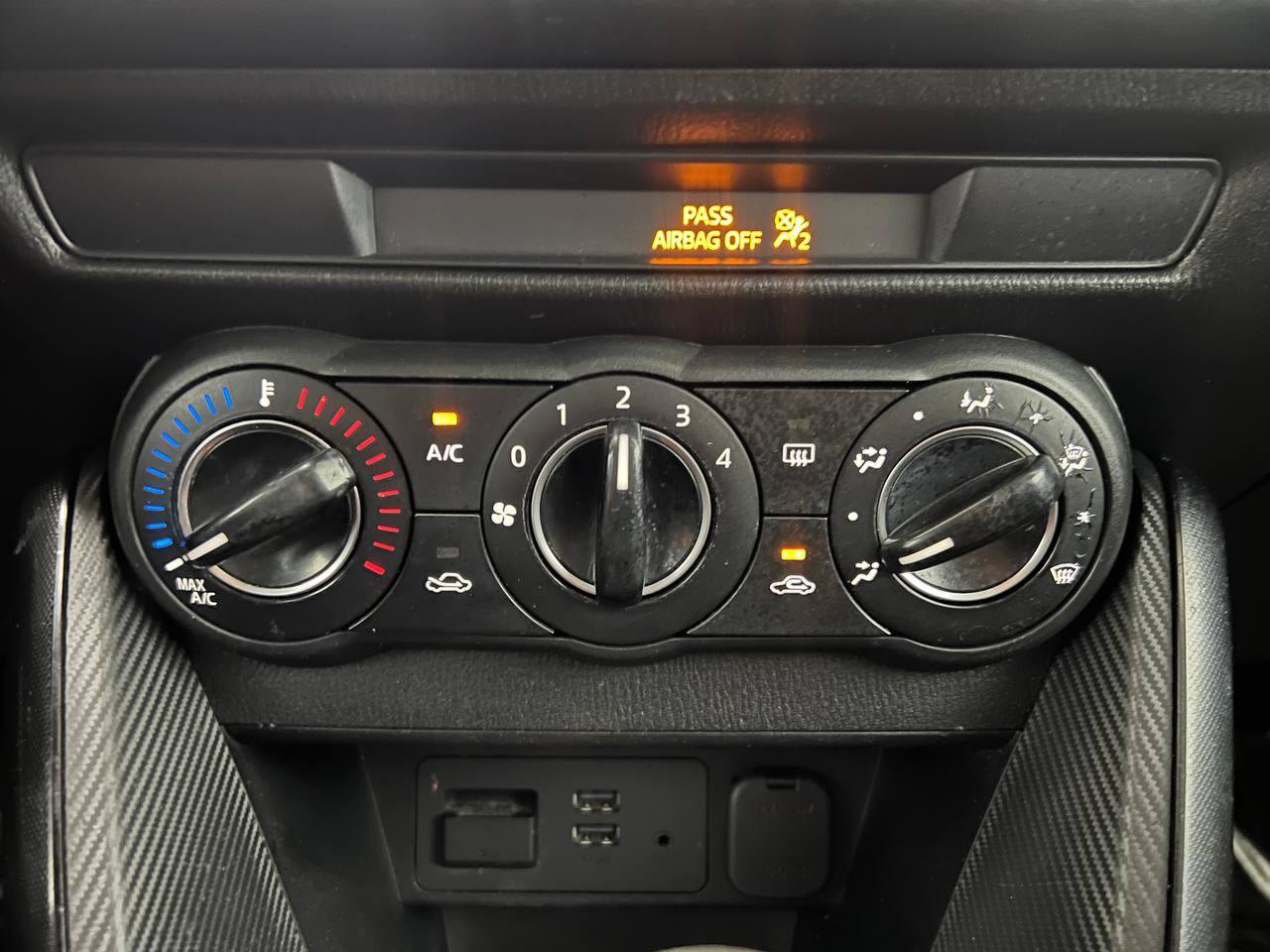 Used 2016 Scion iA FWD image 21