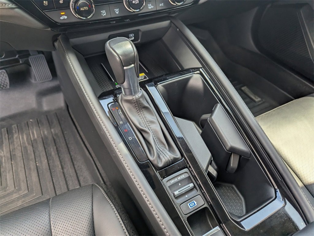 Used 2024 Honda Accord Touring image 27