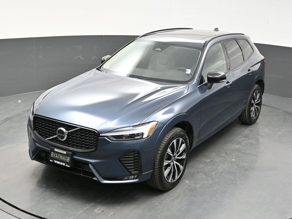 Used 2025 Volvo XC60 B5 Plus AWD/4WD image 29