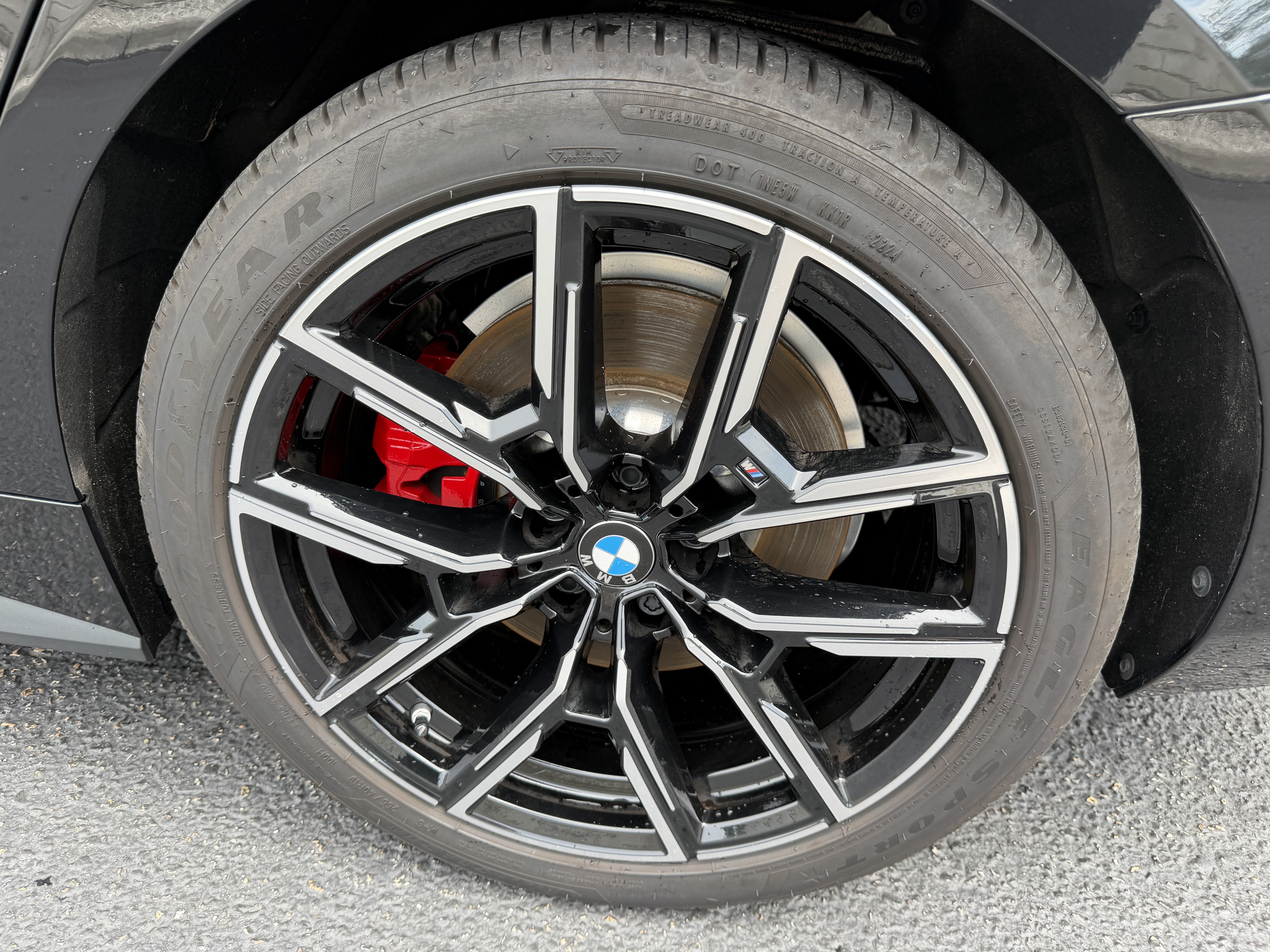 Used 2025 BMW i4 M50 w/ Premium Package AWD/4WD image 9