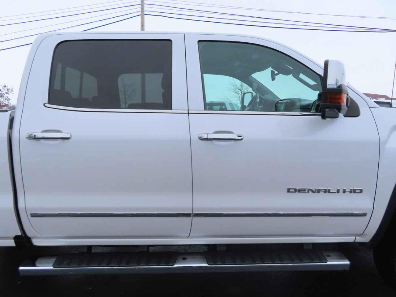 Used 2019 GMC Sierra 3500 Denali w/ Duramax Plus Package image 17