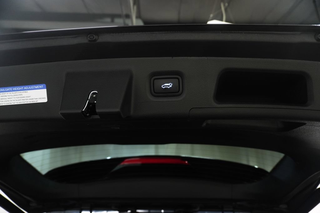 Used 2023 Hyundai Santa Fe SEL AWD/4WD image 7