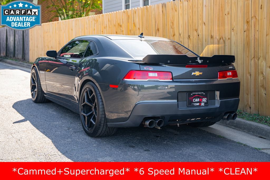 Used 2015 Chevrolet Camaro SS RWD image 9