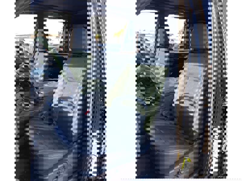 Used 2024 Chevrolet Tahoe Z71 w/ Luxury Package image 5