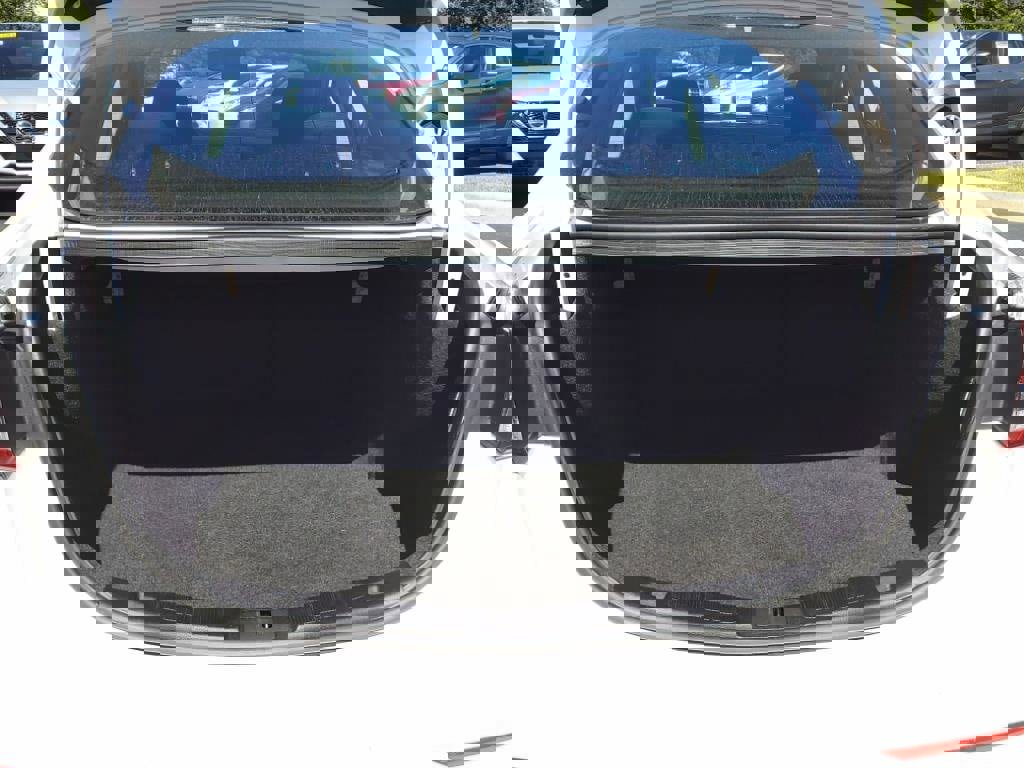 Used 2020 Ford Fusion SE image 10