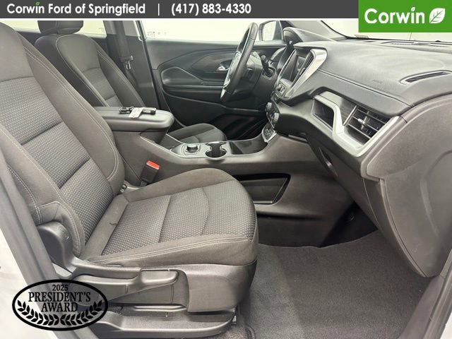 Used 2024 GMC Terrain SLE image 10