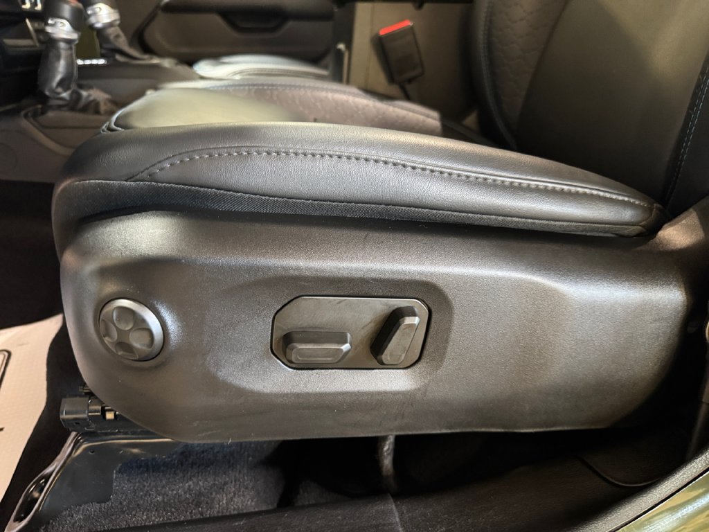 Used 2024 Jeep Wrangler High Altitude AWD/4WD image 13