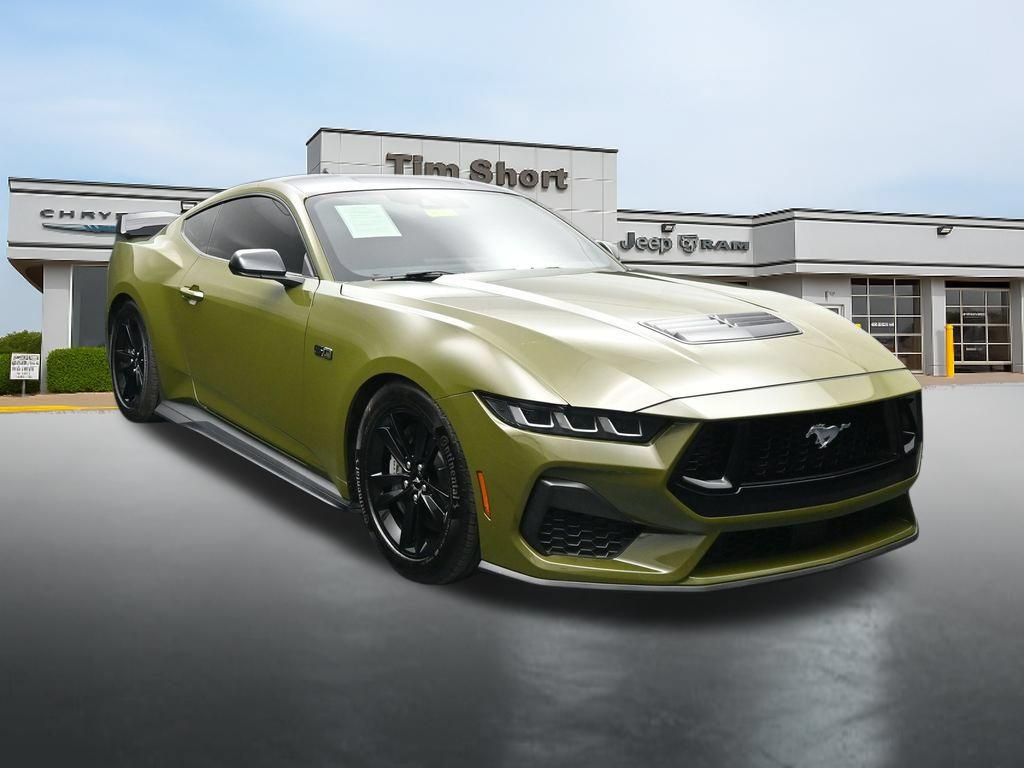 Used 2024 Ford Mustang GT RWD image 7