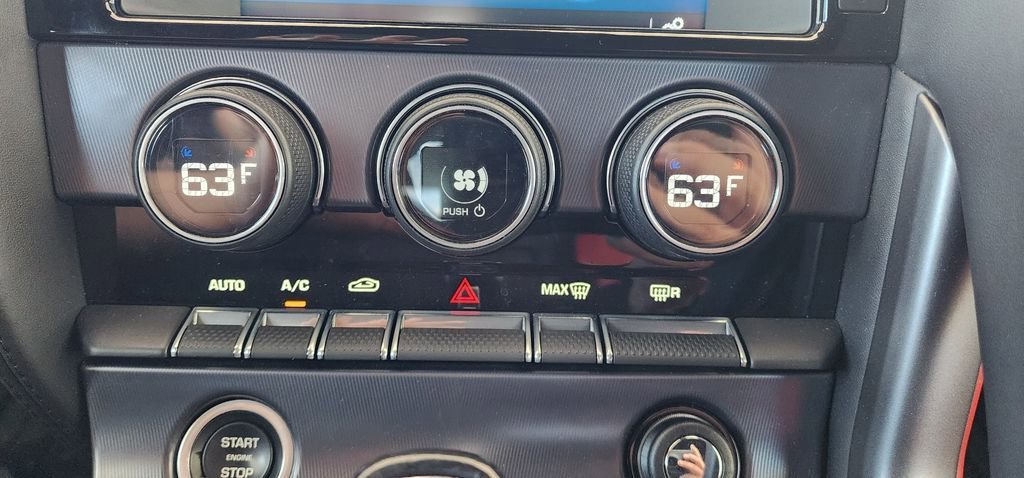 Used 2018 Jaguar F-TYPE R image 30