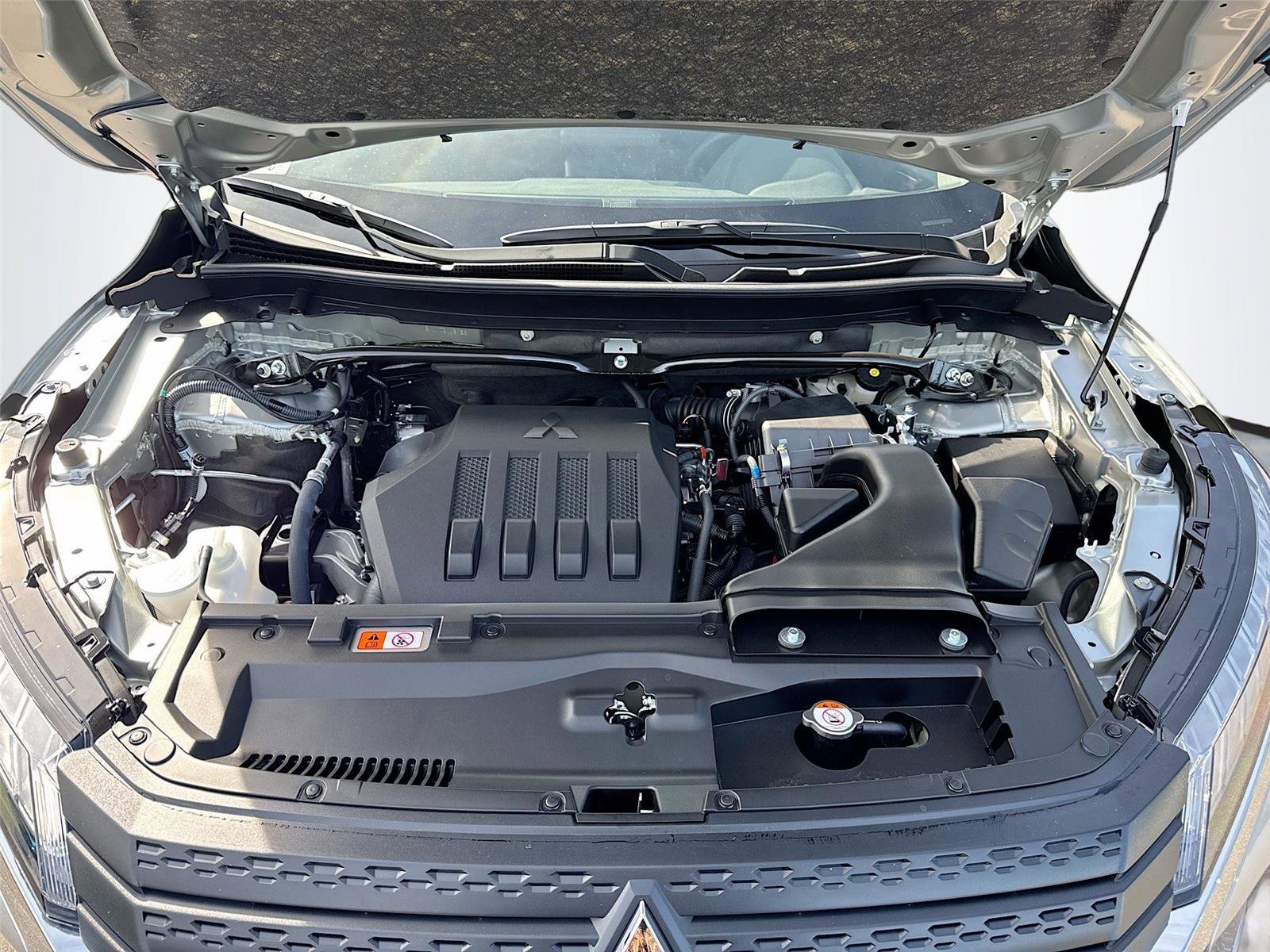 New 2026 Mitsubishi Eclipse Cross LE AWD/4WD image 27