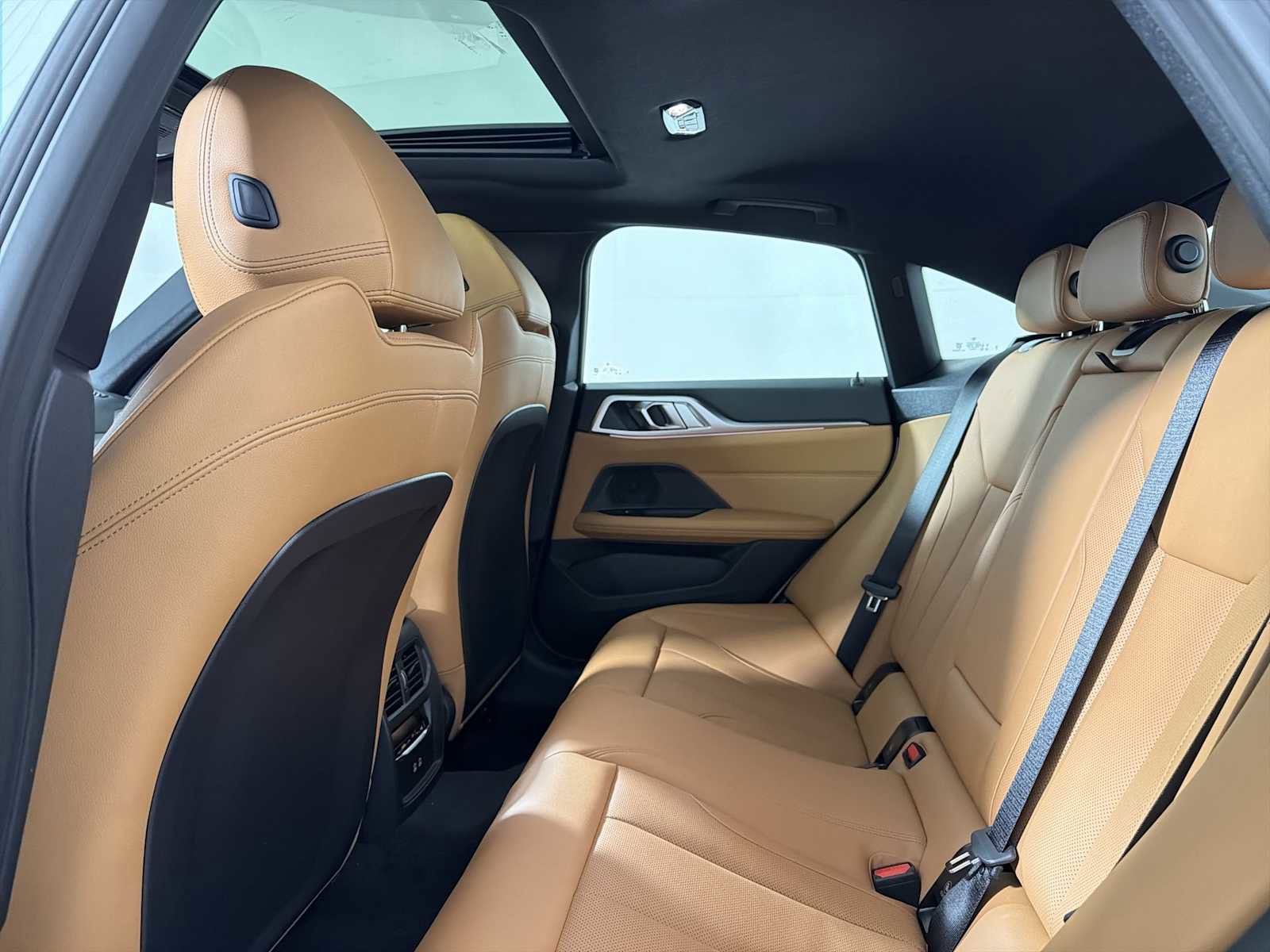 New 2026 BMW 430i xDrive w/ Parking Assistance Package image 19