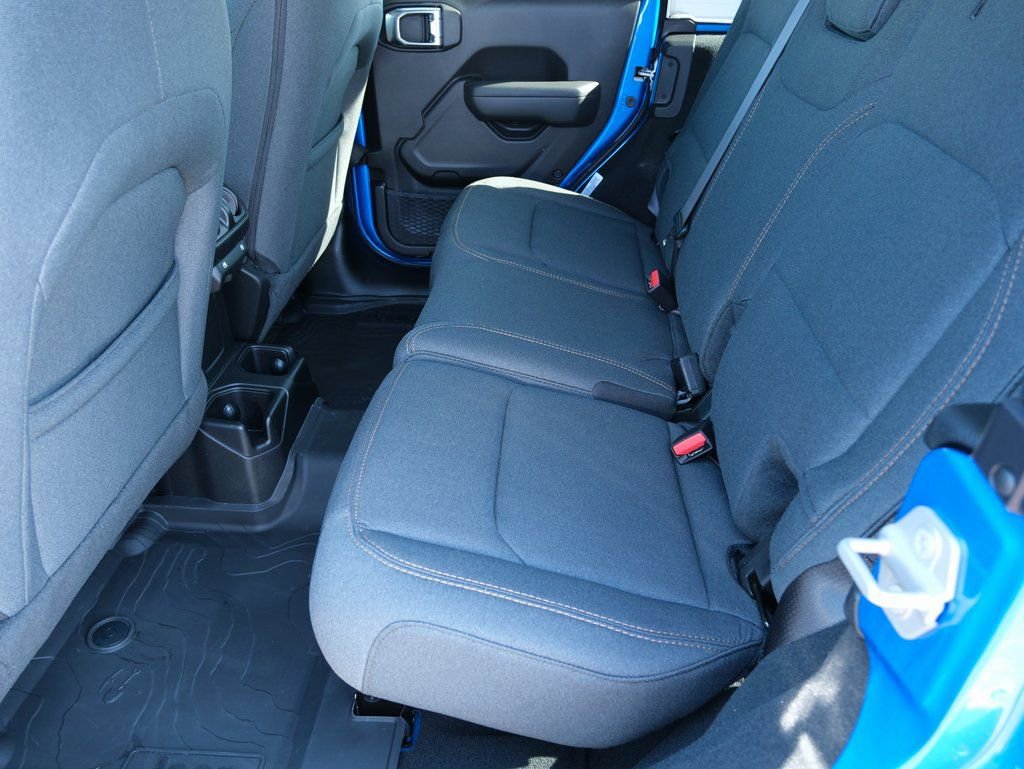 Used 2026 Jeep Wrangler Sport image 26