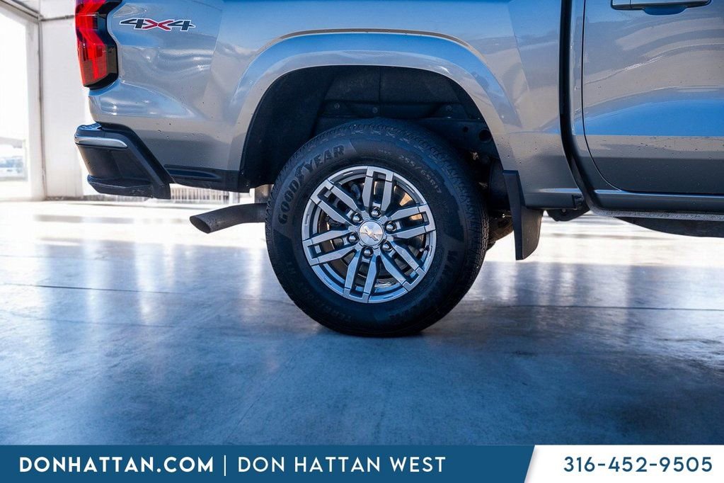 Used 2023 Chevrolet Colorado LT w/ LT Convenience Package image 28