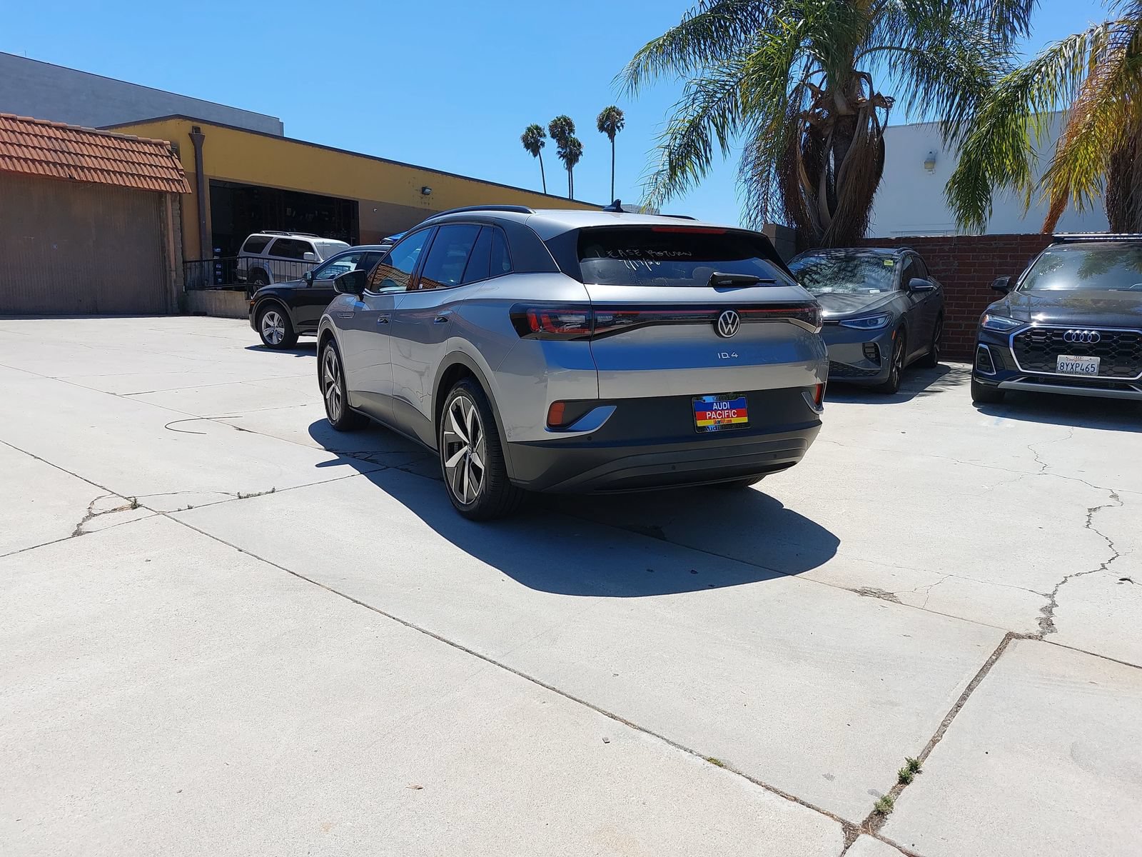 Used 2023 Volkswagen ID.4 Pro S RWD image 4