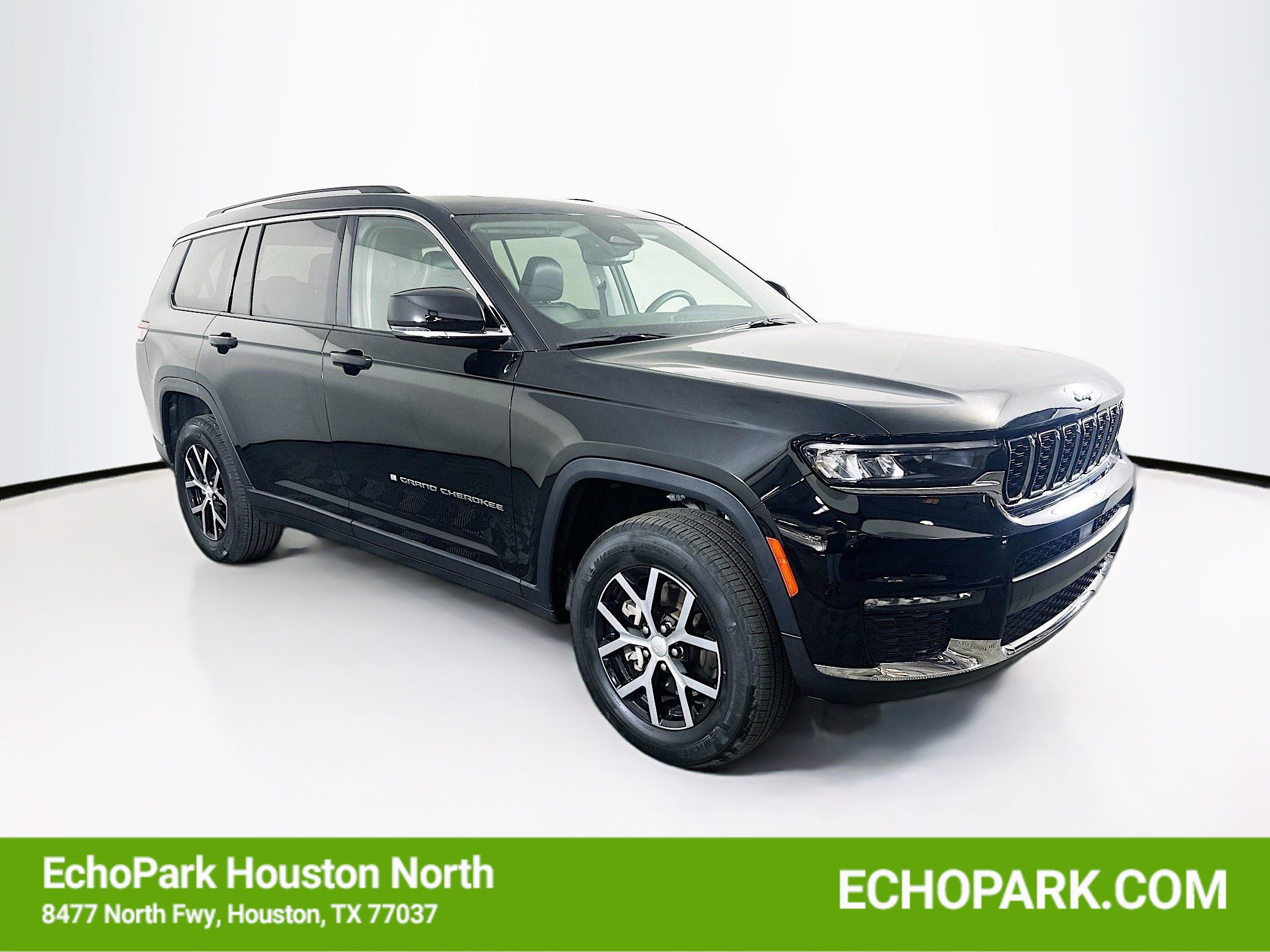 Used 2023 Jeep Grand Cherokee L Limited AWD/4WD image 1