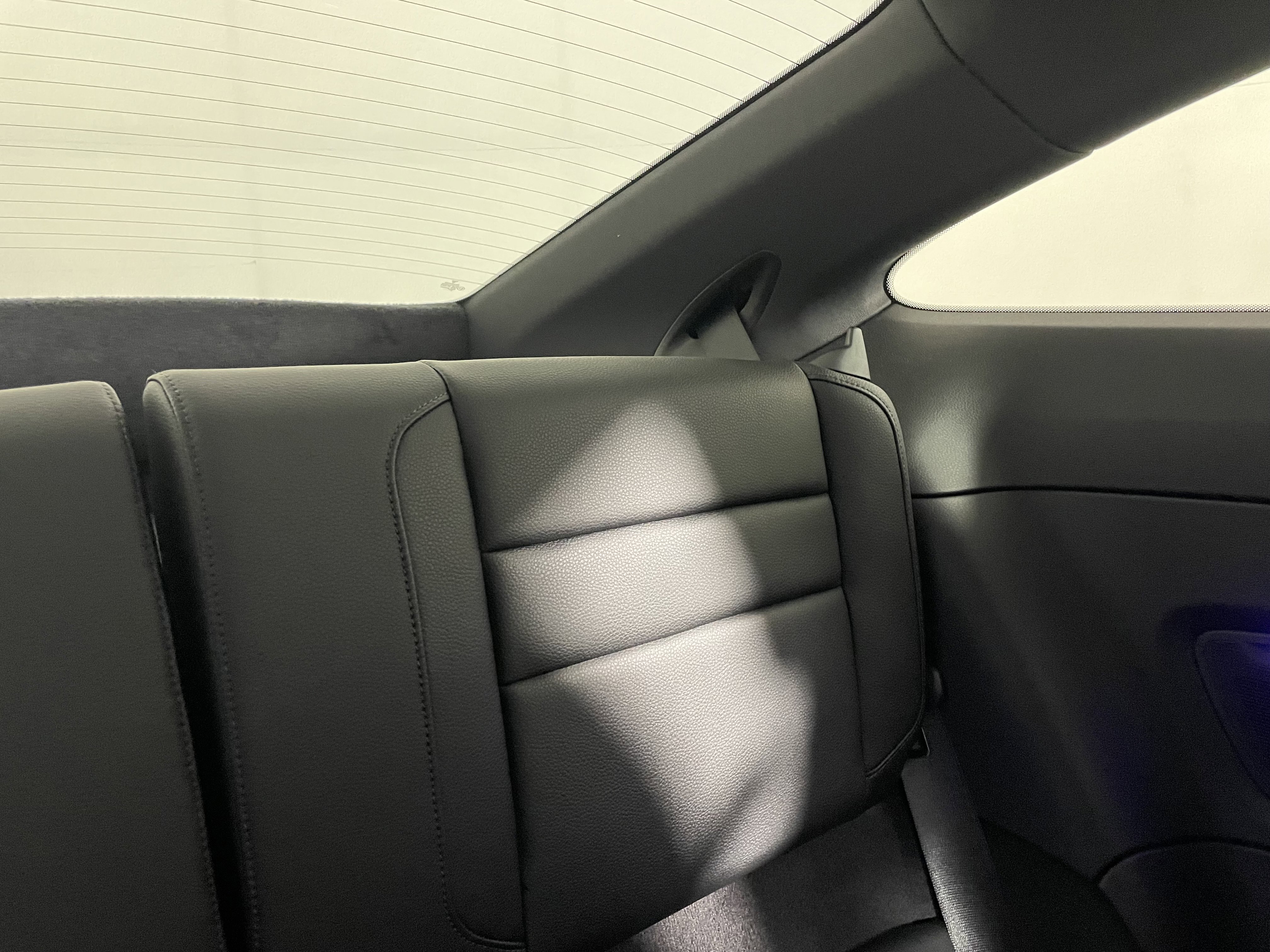 Certified 2024 Porsche 911 Carrera w/ Premium Package image 17