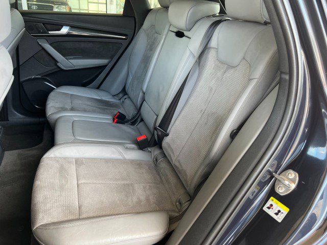 Used 2018 Audi SQ5 Premium Plus w/ Navigation Package AWD/4WD image 33