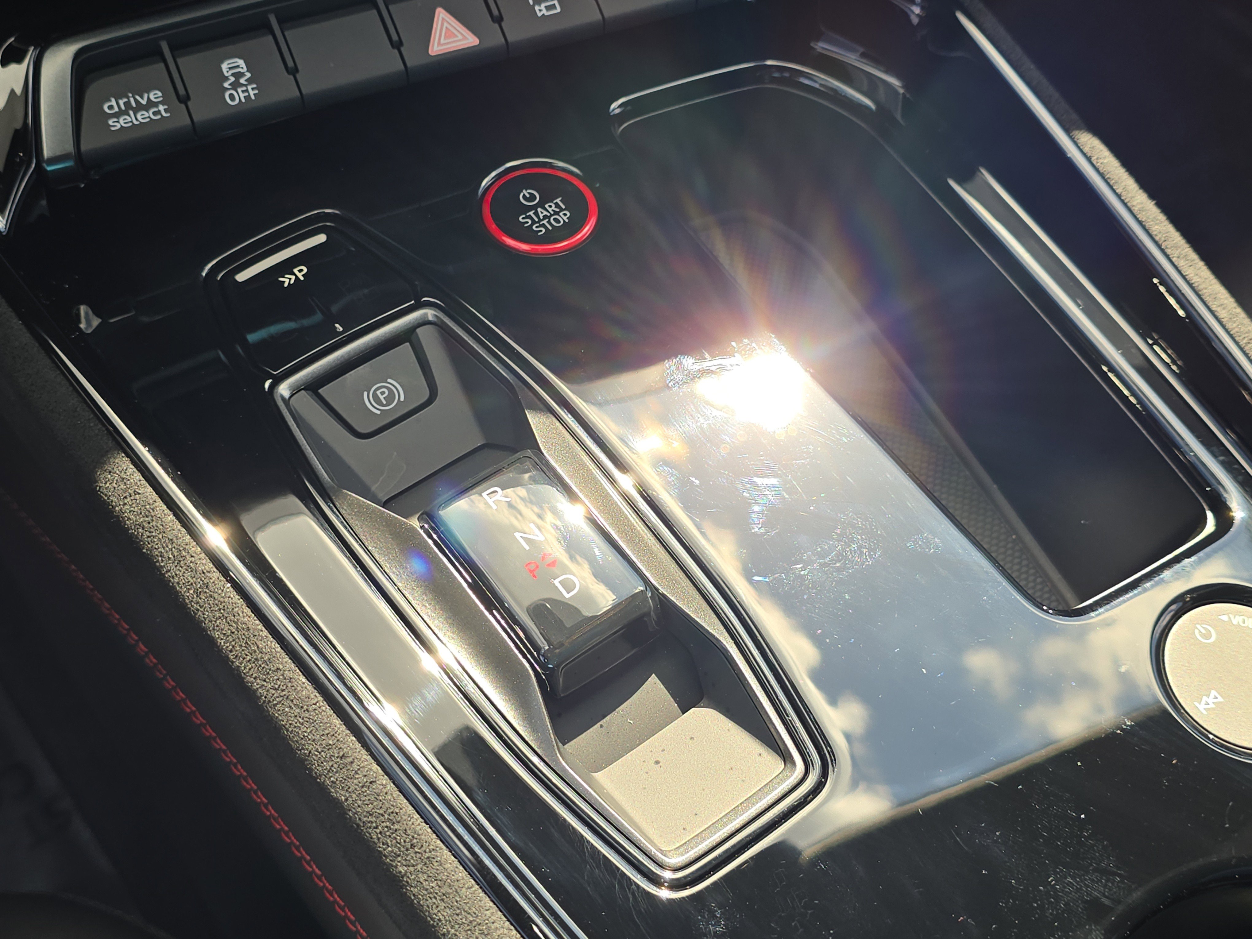 New 2026 Audi RS e-tron GT performance image 24