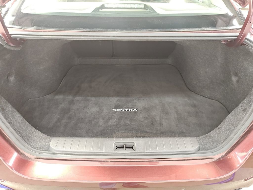 Used 2020 Nissan Sentra SV image 29