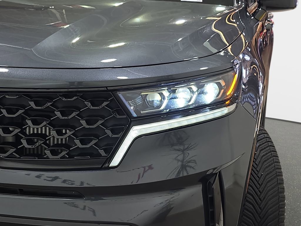 Used 2023 Kia Sorento SX image 34