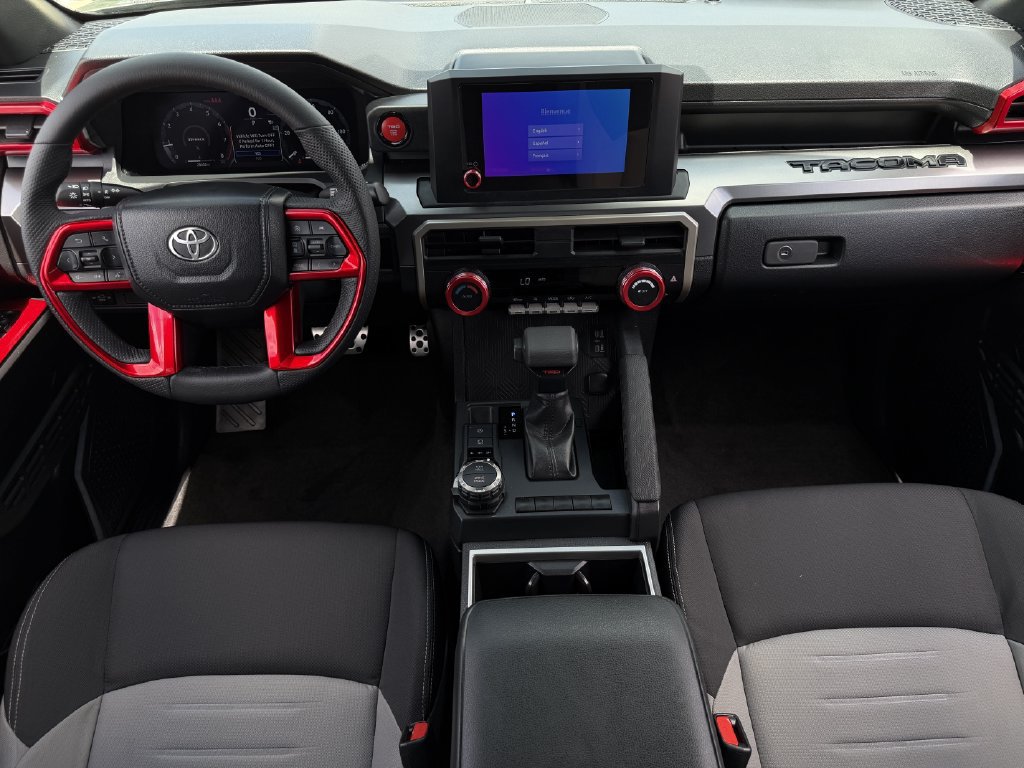 Used 2025 Toyota Tacoma TRD Sport AWD/4WD image 11