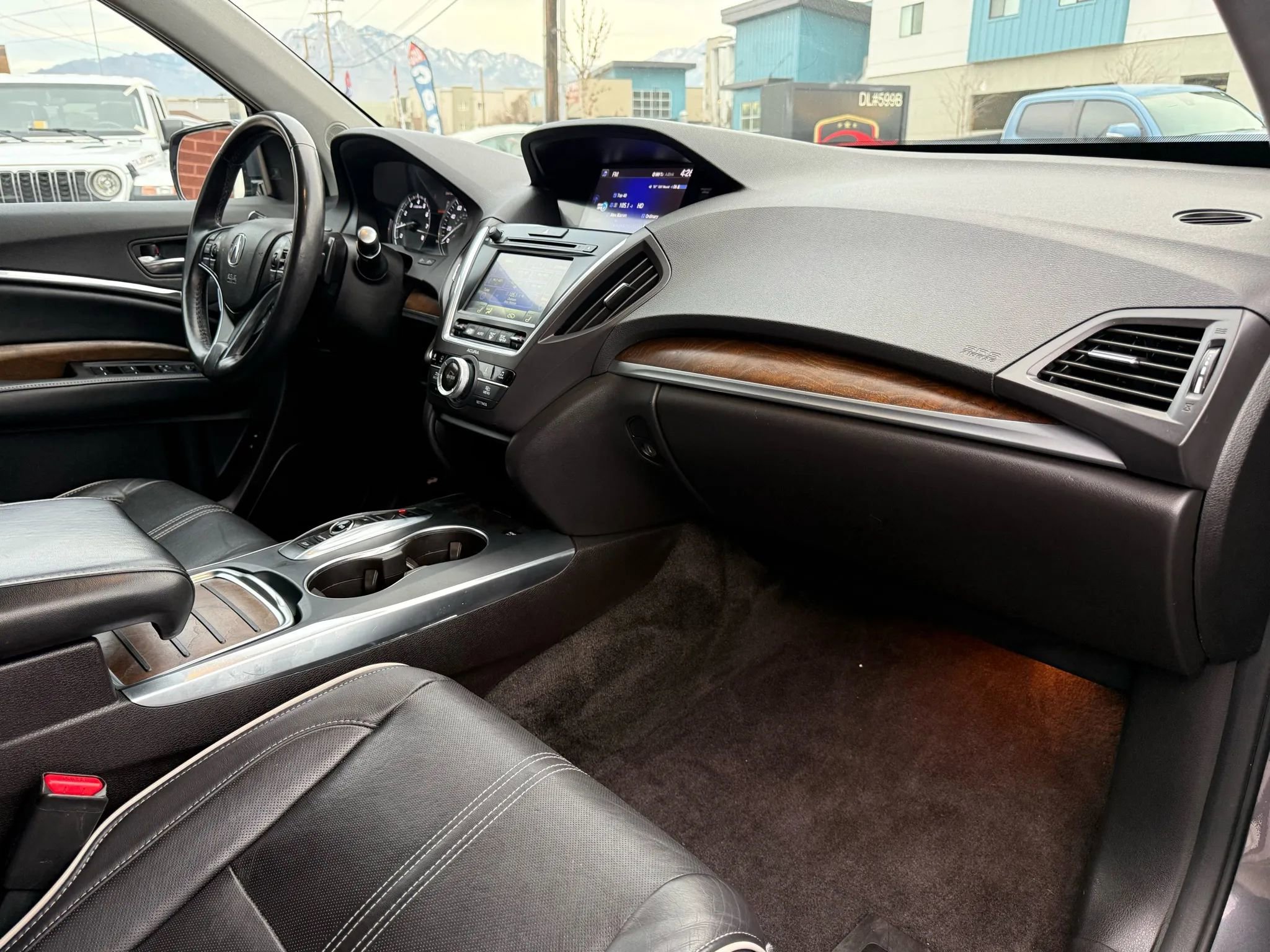 Used 2017 Acura MDX SH-AWD w/ Advance Package image 28